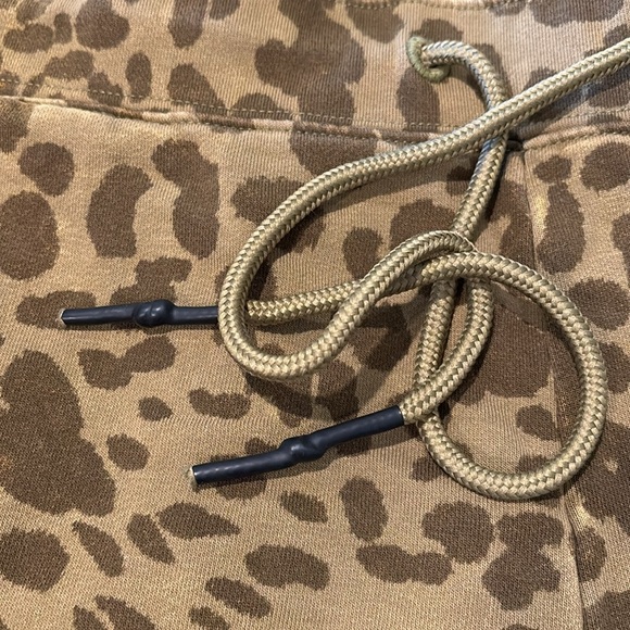 Joy Lab Women's Leopard Print Mid-Rise French Terry Pull-on Jogger Pants new - Picture 5 of 5